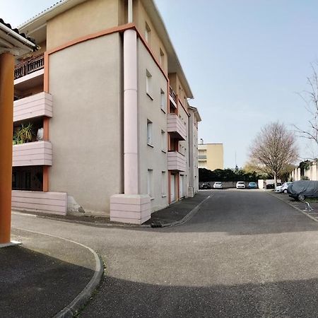 Grand T3 Avec Clim, Parking Et Terrasse Privative - Agen Appartement Buitenkant foto